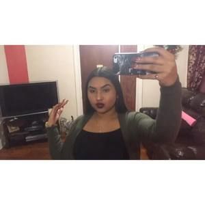 Meet your Posher, Ana